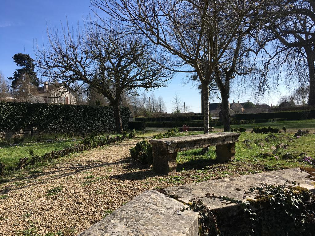 Savigny-lès-Beaune Maison D'Hotes Chandon De Briailles מראה חיצוני תמונה